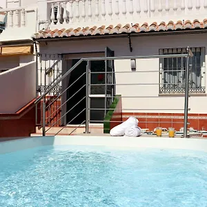 Casa Zuloaga Holidays Piscina Y Playa Nerja